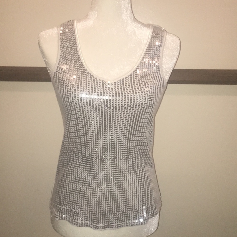 White v-neck sequined tank